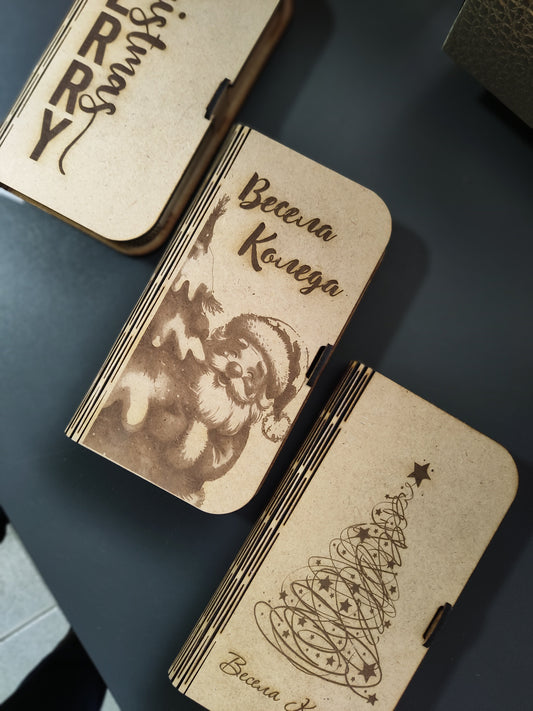 Кутия за паричен Коледен подарък